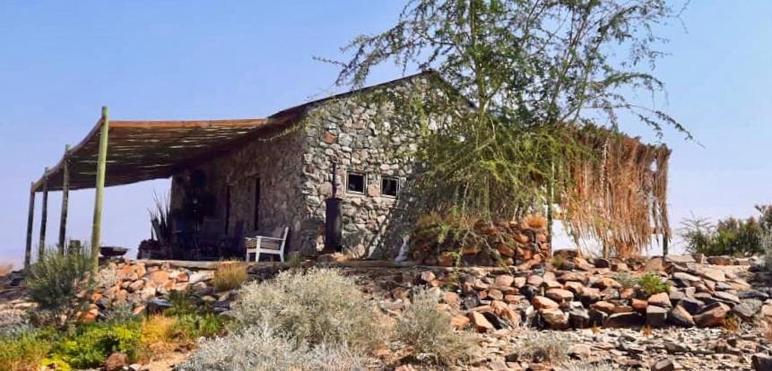 Daureb Isib Campsite And B&B Uis Екстериор снимка